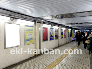 JR／高田馬場駅／A口道路側／№39駅看板・駅広告、写真1