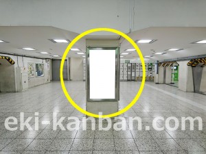 JR／上野駅／不忍口／№71駅看板・駅広告、写真4