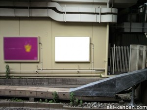 JR／荻窪駅／快速線前／№53駅看板・駅広告、写真2