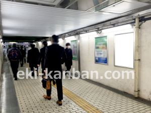 JR／高田馬場駅／A口道路側／№38駅看板・駅広告、写真1