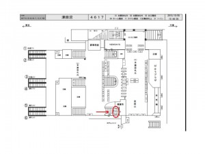JR／津田沼駅／ホーム階段／№6駅看板・駅広告、位置図