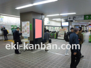 JR／新浦安駅／改札外デジタルサイネージ駅デジタルサイネージ・駅広告、写真2