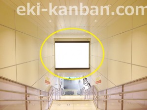 JR／千葉駅／3Ｆ階段／№6駅看板・駅広告、写真1