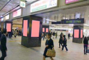 JR／デジタルサイネージ／J・ADビジョン 大宮駅東口 4週間№4駅デジタルサイネージ・駅広告、写真1