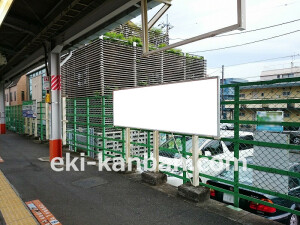 JR／小作駅／下りホーム／№24駅看板・駅広告、写真3