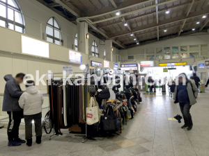 JR／目白駅／本屋口／№49駅看板・駅広告、写真1