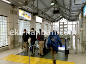 JR／目白駅／本屋口／№58駅看板・駅広告、写真1