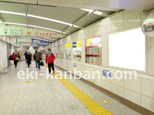 ○JR 高田馬場駅 