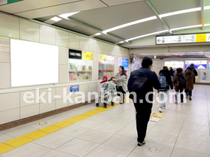 JR／高田馬場駅／本屋口／№123駅看板・駅広告、写真1