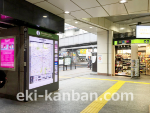 JR／高田馬場駅／本屋口／№399駅周辺案内図広告・駅広告、写真1