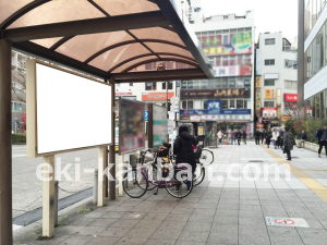 JR／巣鴨駅／北側駅前／№2駅看板・駅広告、写真1