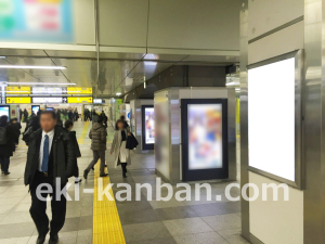 JR／秋葉原駅／中央改札口／№28駅看板・駅広告、写真1