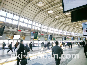 JR／品川駅／自由通路／№32駅看板・駅広告、写真1