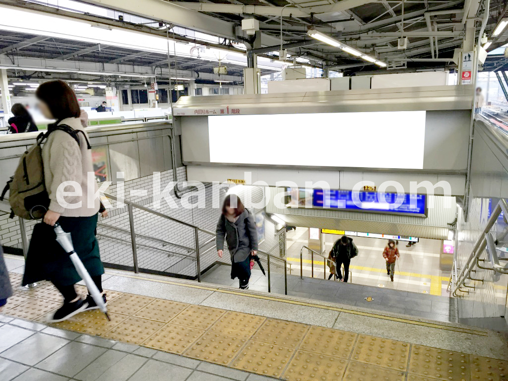JR／池袋駅／内回りホーム／№20駅看板・駅広告、写真