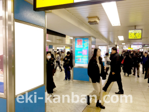 JR／池袋駅／中央通路／№149駅看板・駅広告、写真1