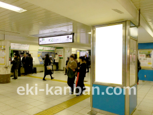 JR／池袋駅／中央通路／№1駅看板・駅広告、写真1