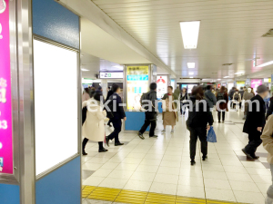 JR／池袋駅／中央通路／№173駅看板・駅広告、写真1