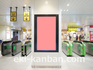 JR／海浜幕張駅／海浜幕張駅Ｊ・ＡＤビジョン駅デジタルサイネージ・駅広告、写真3