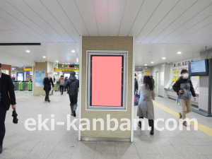 JR／船橋駅／デジタルサイネージ本屋改札内№Ｓ01№01駅デジタルサイネージ・駅広告、写真2