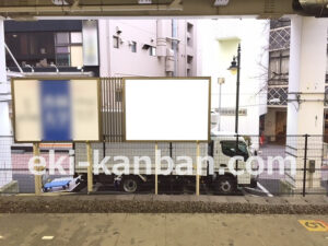 JR／三鷹駅／快速線前／№10駅看板・駅広告、写真2