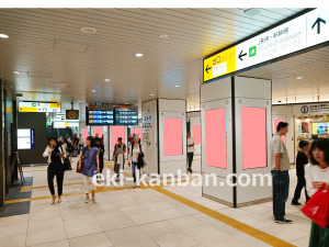 京成　上野駅／京成上野ステーションビジョン駅デジタルサイネージ・駅広告、写真3