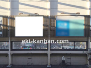 JR／吉祥寺駅／快速上り前／№106駅看板・駅広告、写真2