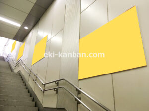 JR／秋葉原駅／集中貼り駅臨時広告・駅広告、写真4