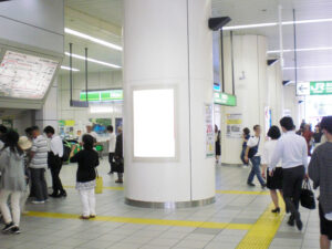 JR／赤羽駅／北口コンコース／№3駅看板・駅広告、写真1