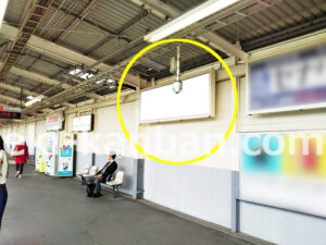 JR／吉川駅／武蔵野線下りホーム／№2駅看板・駅広告、写真2
