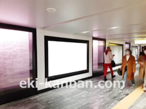 東京メトロ／銀座駅／丸ノ内線／№49駅看板・駅広告、写真2