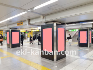 JR／池袋駅／J・ADビジョン 池袋駅中央改札内 4週間№4駅デジタルサイネージ・駅広告、写真2