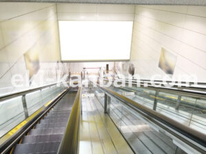 京急／羽田空港第3ターミナル駅／№B9-915№915駅看板・駅広告、写真2