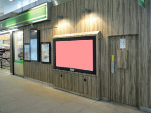 JR／蒲田駅／NewDaysビジョン№D駅デジタルサイネージ、写真2