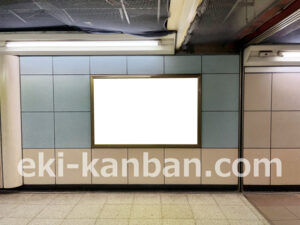 横浜市営／上大岡駅／／№3駅看板・駅広告、写真2