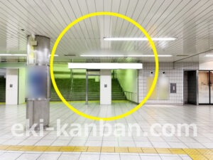 横浜市営／戸塚駅／№T-61№61駅看板・駅広告、写真2