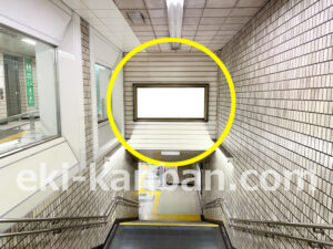 横浜市営／港南中央駅／／№6駅看板・駅広告、写真2