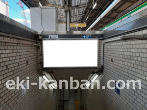 東京メトロ／綾瀬駅／千代田線／№3駅看板・駅広告、写真2