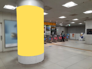 みなとみらい／元町・中華街駅／元町側改札階柱巻き広告 2本セット 7日間№7、写真2