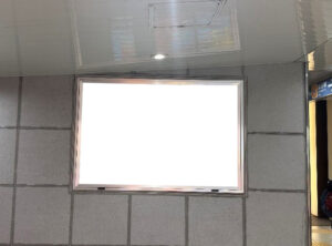 東京メトロ／外苑前駅／銀座線／№52駅看板・駅広告、写真2