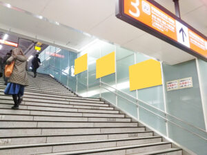 JR／浦和駅／集中貼りセレクト駅臨時広告（SPメディア）、写真2