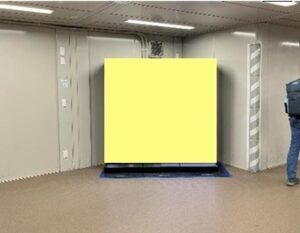 新宿駅 西口地上デジタルサイネージ