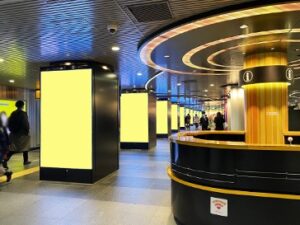 東京メトロ／渋谷駅／渋谷55ストリートビジョン№55駅デジタルサイネージ・駅広告、写真2