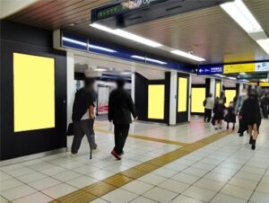 東武　池袋駅／東武 池袋駅 東武サイネージピラー（池袋）Bエリア№B駅看板・駅広告、写真2