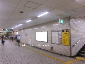 Osaka／Metro（大阪メトロ）　堺筋本町駅／堺筋線№2-605№605、写真1