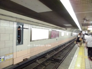 Osaka／Metro（大阪メトロ）　淀屋橋駅／御堂筋線№1-125№125、写真1