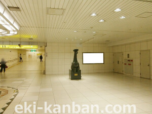 JR 北新地駅//№016、写真2