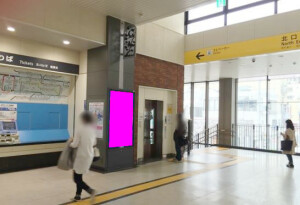 JR　摂津本山駅／JR摂津本山駅デジタルサイネージ広告№JRデジタルサイネージ、写真1