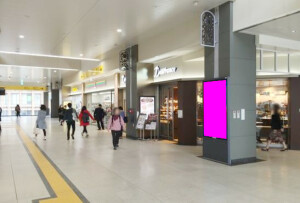 JR　摂津本山駅／JR摂津本山駅デジタルサイネージ広告№JRデジタルサイネージ、写真2