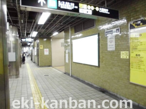 Osaka／Metro（大阪メトロ）　谷町四丁目駅／谷町線№1‐211№211、写真2