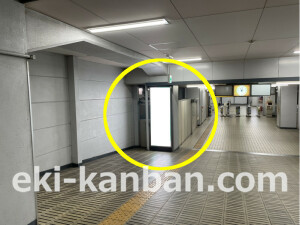 近鉄／近鉄八尾駅／／№71駅看板・駅広告、写真2